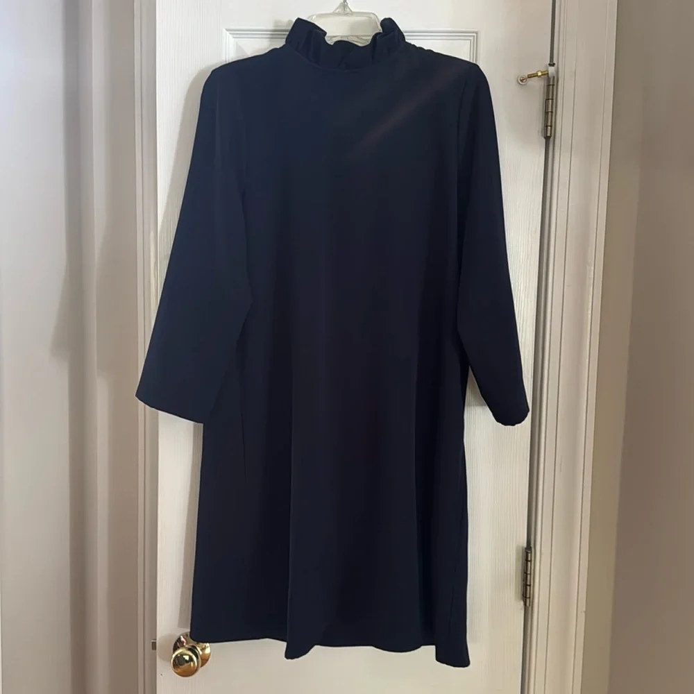 Tuckernuck Daphne navy dress - Picture 3 of 6